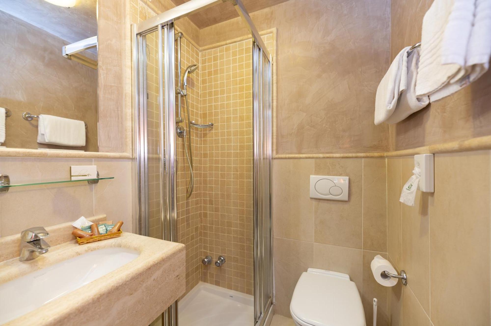 Hotel Nuova Sabrina Marina di Pietrasanta